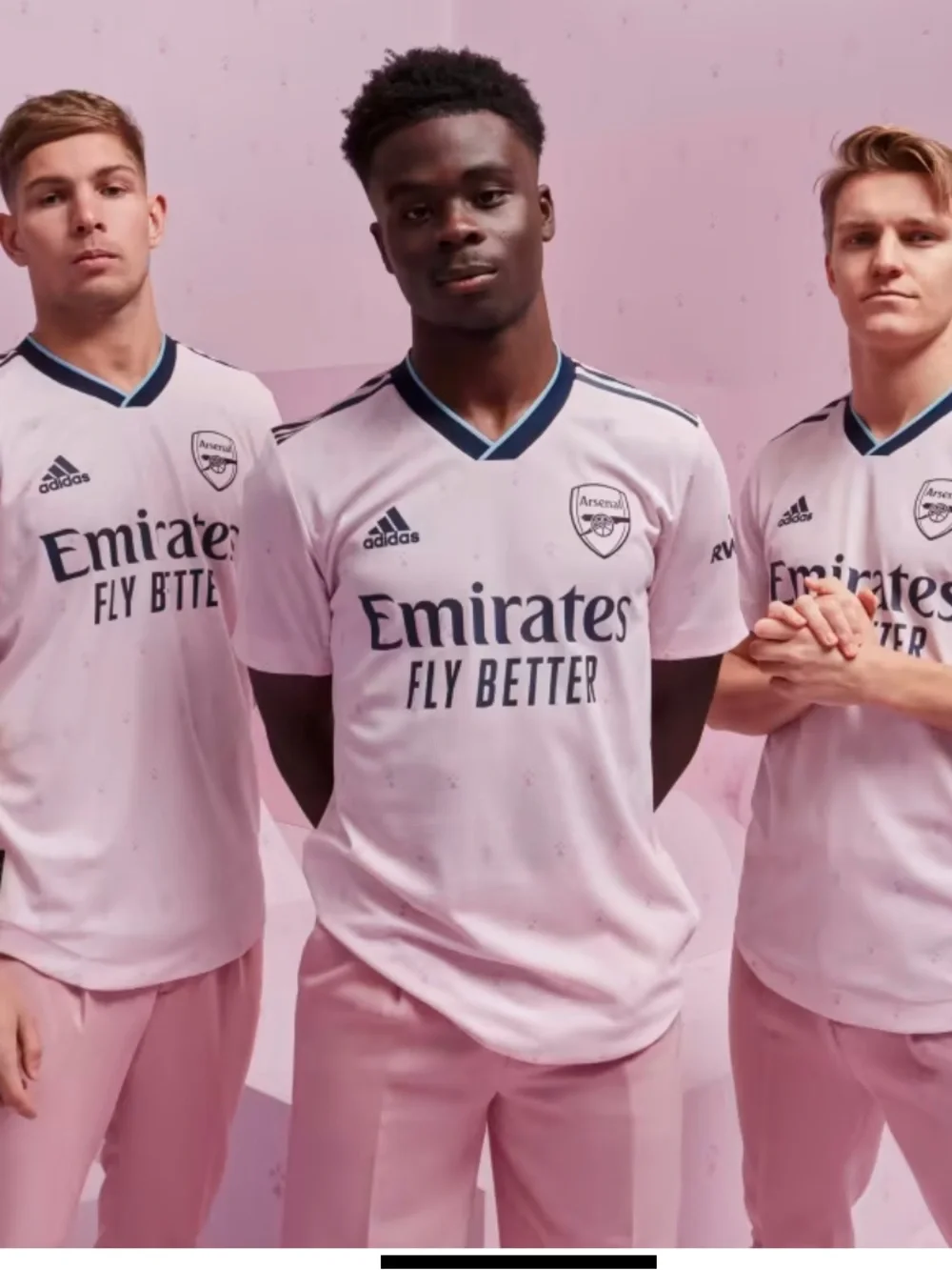 ARSENAL AUTHENTIC JERSEY- adidas
(supporter version, no 11) - Picture 3 of 16